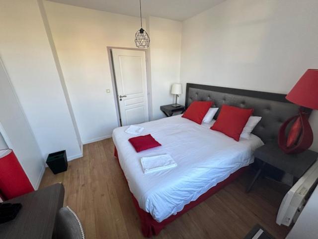 Cocon Au Calme Sur Vezere Appartement Uzerche Buitenkant foto